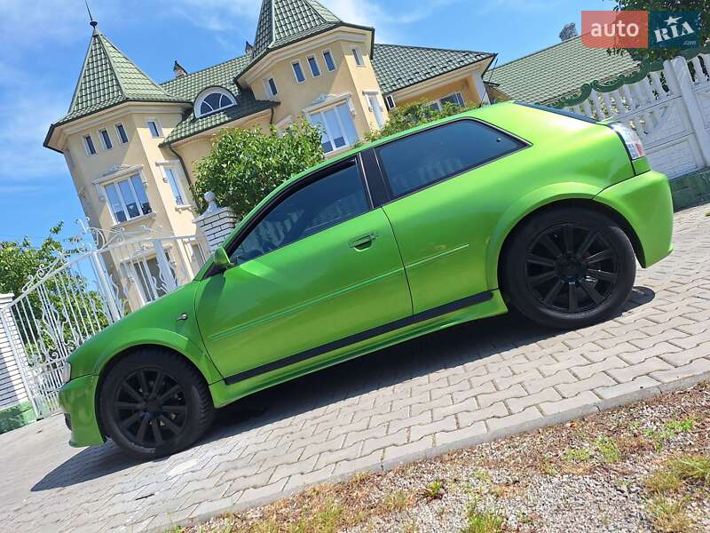 Хетчбек Audi A3 1997 в Чернівцях
