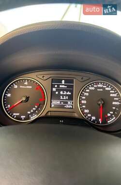 Седан Audi A3 2015 в 