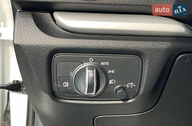 Седан Audi A3 2016 в 