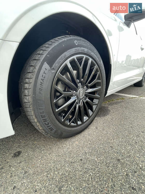 Седан Audi A3 2016 в Києві