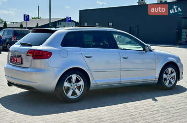 Хэтчбек Audi A3 2012 в 