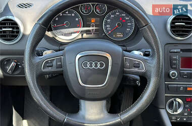 Хэтчбек Audi A3 2012 в 