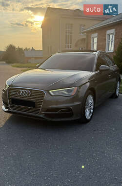 Седан Audi A3 2016 в Харькове
