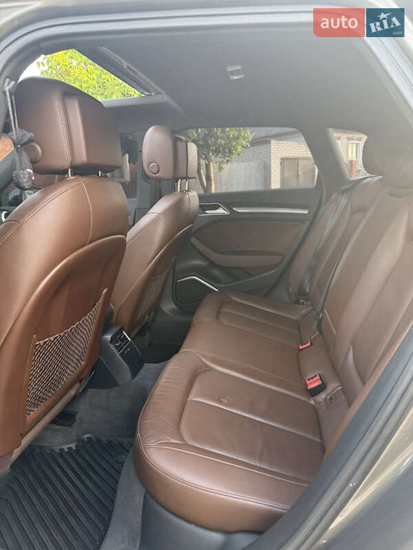 Седан Audi A3 2016 в Харькове