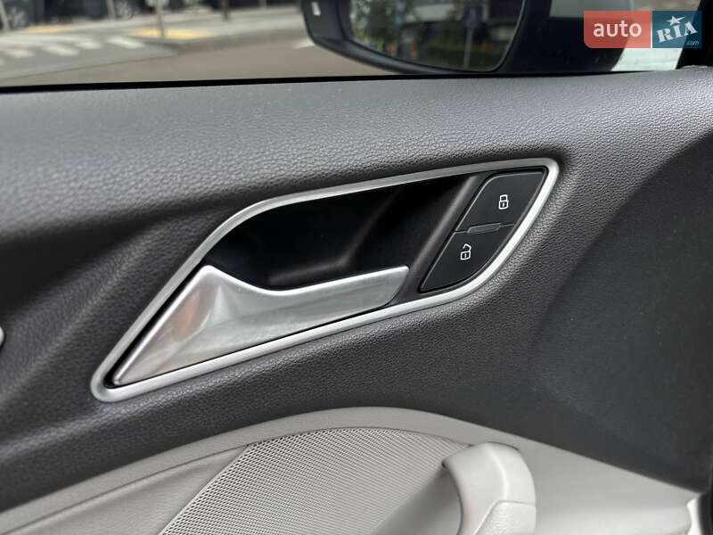 Седан Audi A3 2015 в Києві