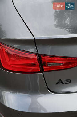 Седан Audi A3 2015 в 