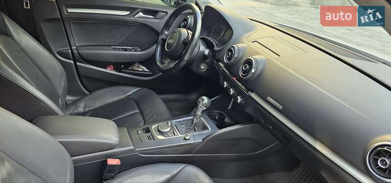 Седан Audi A3 2014 в Запоріжжі