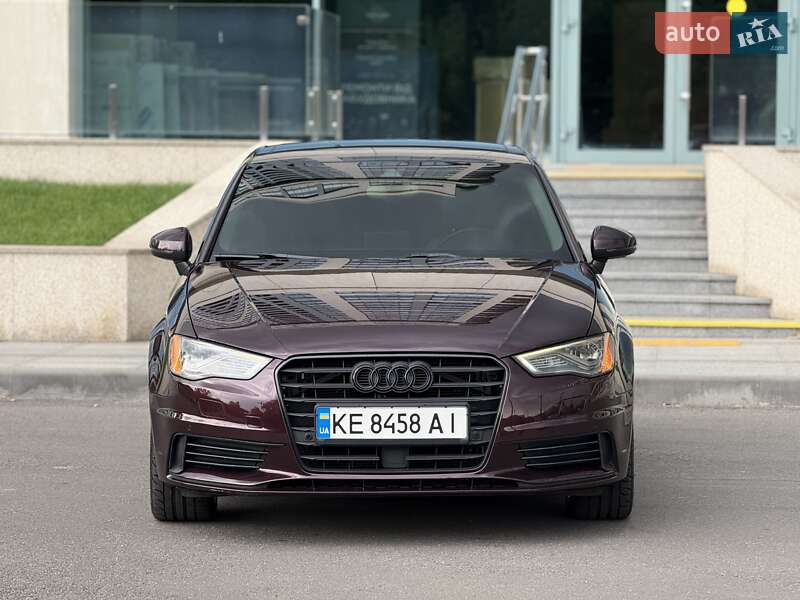 Седан Audi A3 2014 в Днепре