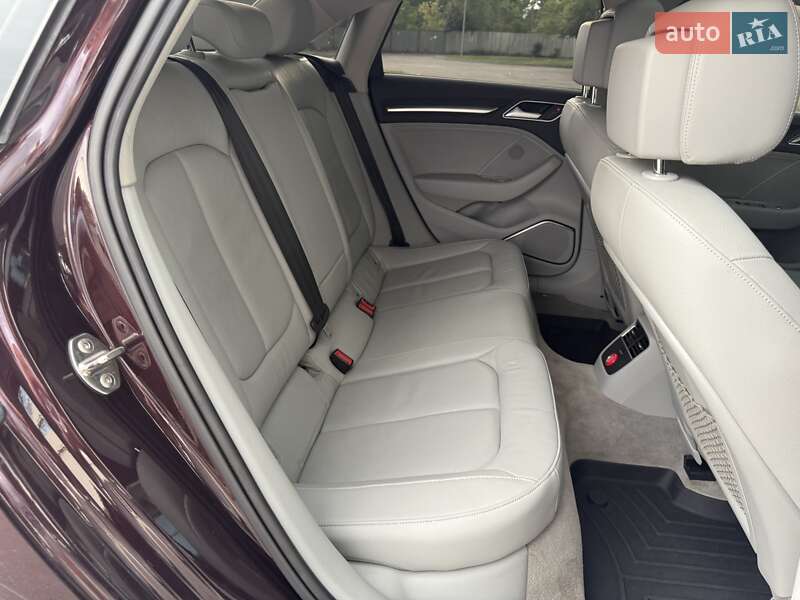 Седан Audi A3 2014 в Днепре