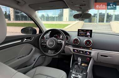 Седан Audi A3 2014 в 
