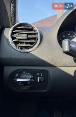 Кабриолет Audi A3 2011 в 