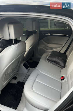 Седан Audi A3 2014 в 