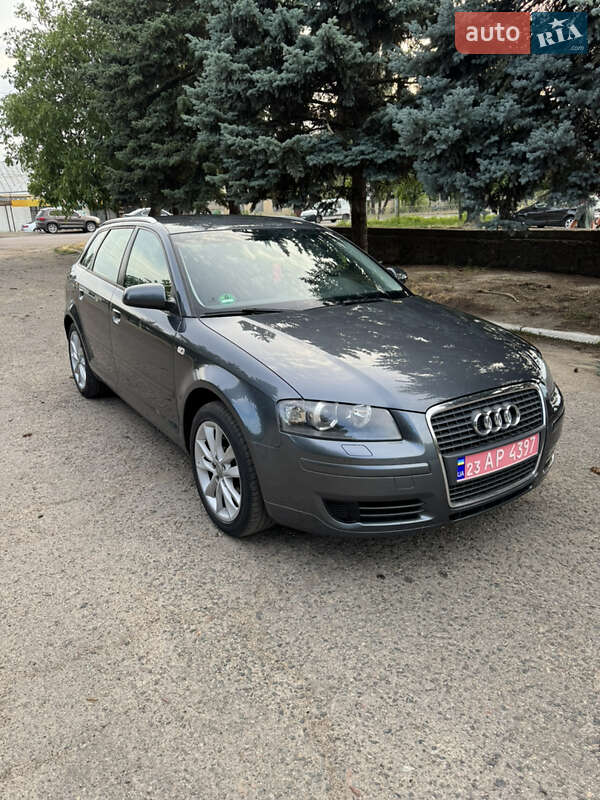 Хэтчбек Audi A3 2007 в 