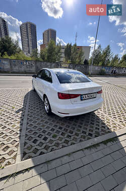 Седан Audi A3 2014 в 