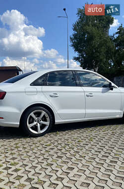 Седан Audi A3 2014 в 