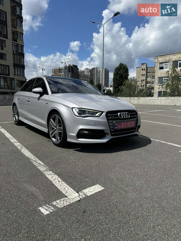 Седан Audi A3 2015 в Києві