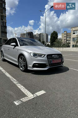 Седан Audi A3 2015 в 
