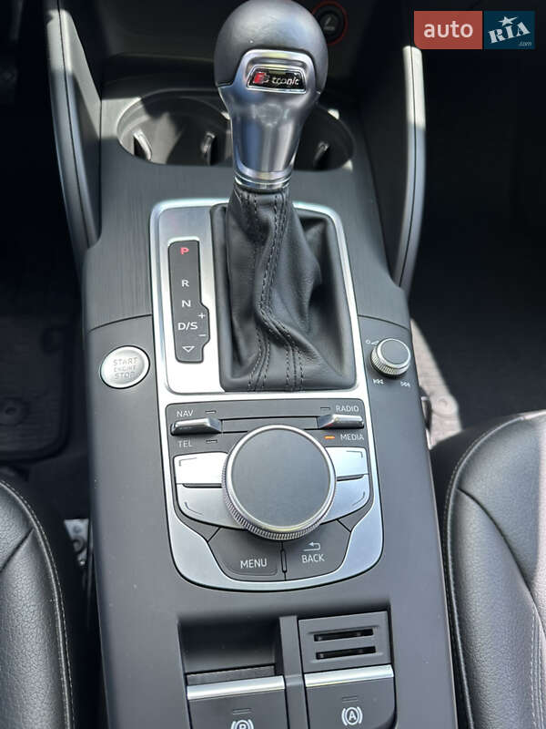 Седан Audi A3 2015 в Києві