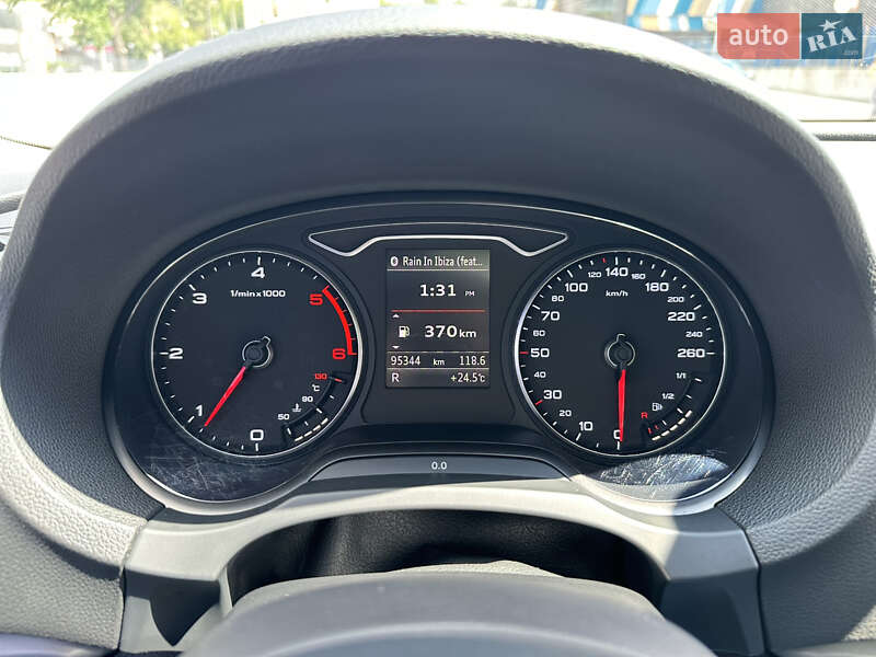 Седан Audi A3 2015 в Києві