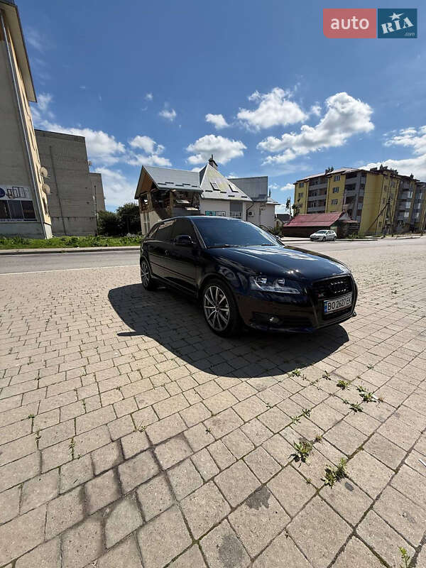 Хетчбек Audi A3 2009 в Пустомитах