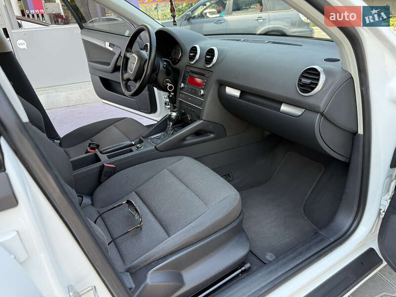 Хэтчбек Audi A3 2013 в Одессе
