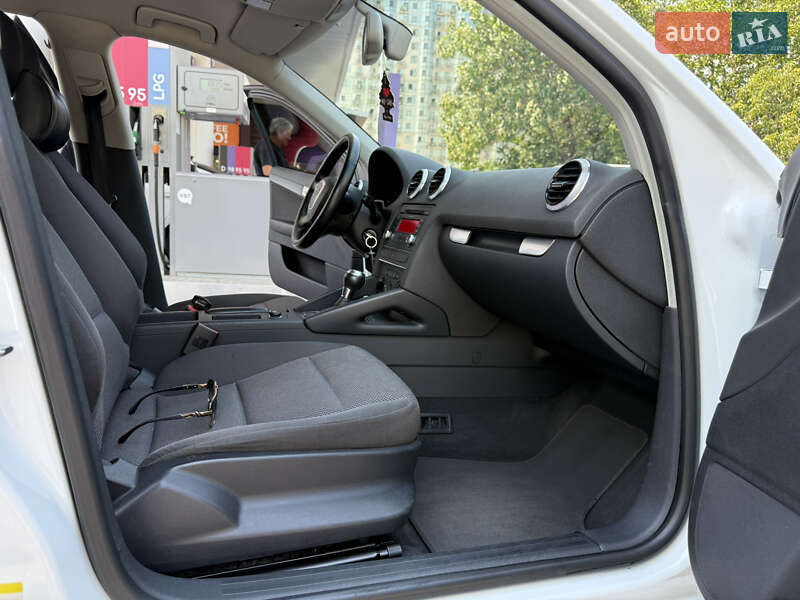 Хэтчбек Audi A3 2013 в Одессе