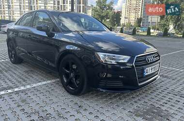 Седан Audi A3 2014 в 