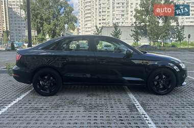 Седан Audi A3 2014 в 