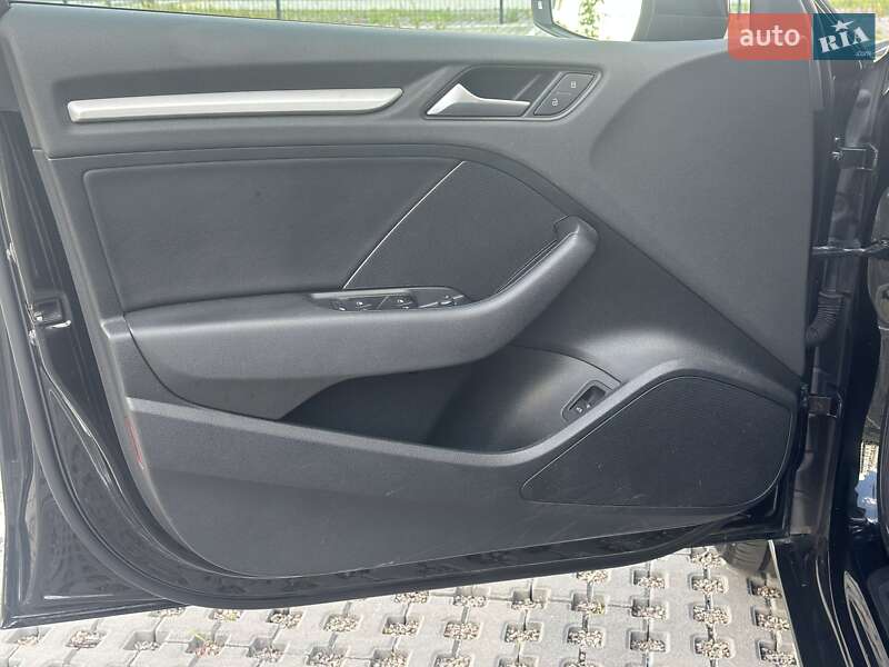 Седан Audi A3 2014 в Киеве