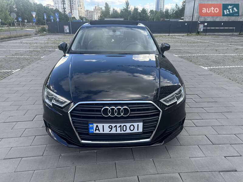 Седан Audi A3 2014 в Киеве