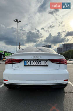 Седан Audi A3 2018 в 