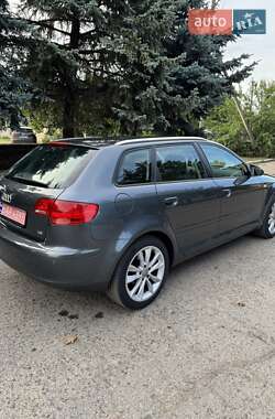 Хэтчбек Audi A3 2007 в 