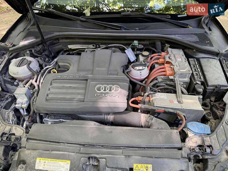 Хэтчбек Audi A3 2017 в Львове фото 53 Хэтчбек Audi A3 2017 в Львове