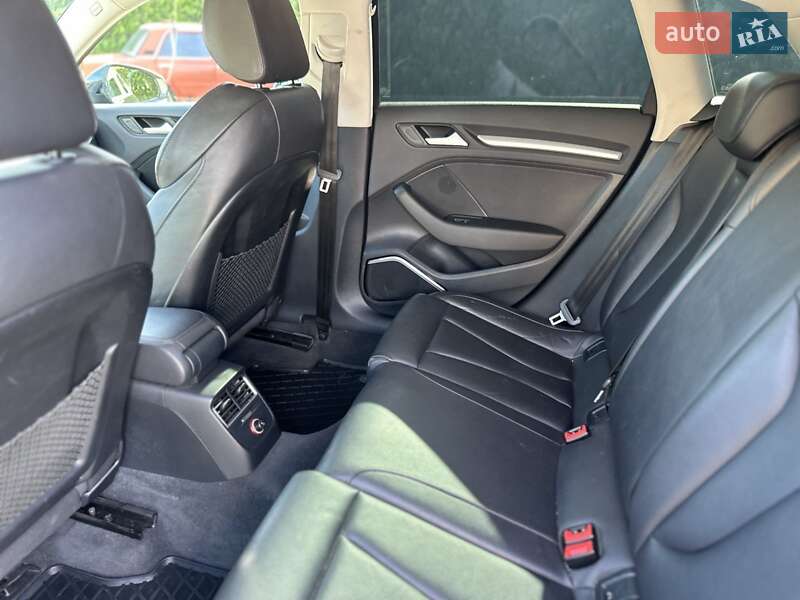 Хэтчбек Audi A3 2016 в Долине