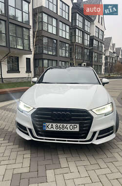 Седан Audi A3 2018 в 