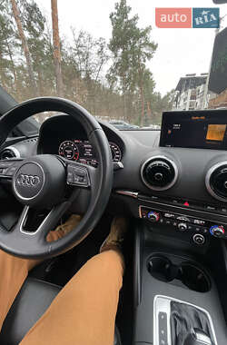 Седан Audi A3 2018 в 