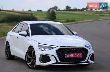Седан Audi A3 2021 в Дрогобыче
