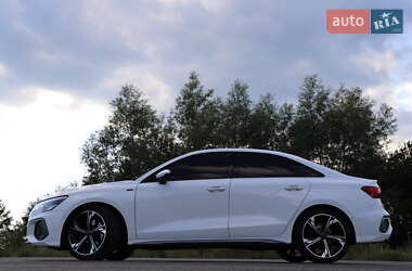 Седан Audi A3 2021 в 