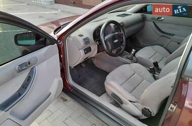 Хэтчбек Audi A3 1997 в 