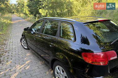 Хэтчбек Audi A3 2006 в 