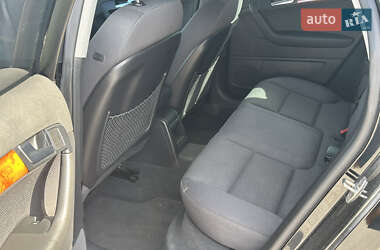 Хэтчбек Audi A3 2008 в 