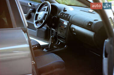 Хетчбек Audi A3 2002 в 