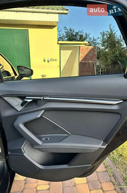 Седан Audi A3 2023 в 