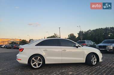 Седан Audi A3 2015 в 
