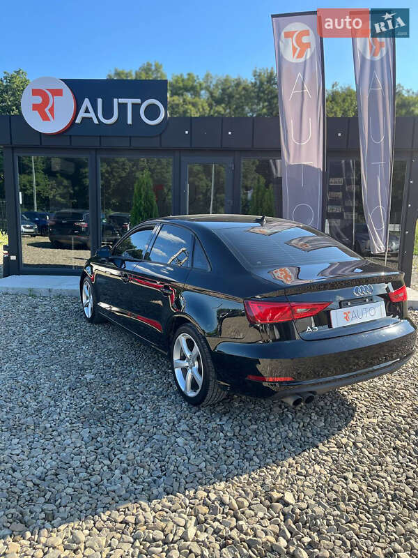 Седан Audi A3 2016 в Львове
