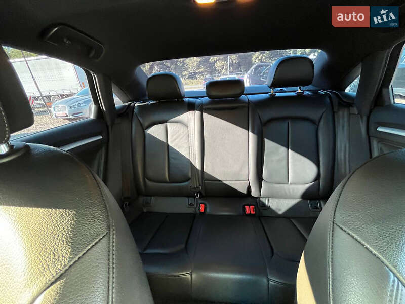 Седан Audi A3 2016 в Львове