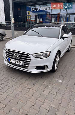 Седан Audi A3 2017 в 