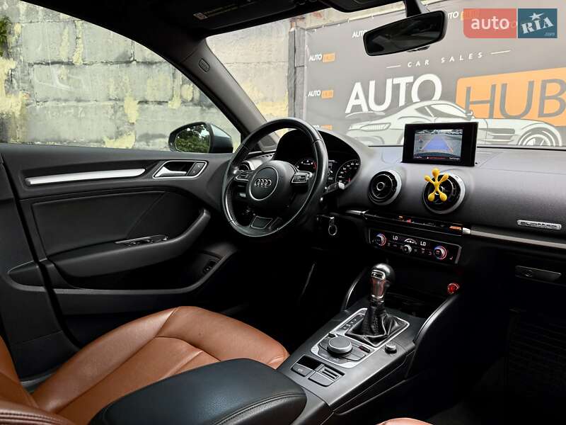 Седан Audi A3 2015 в Харькове
