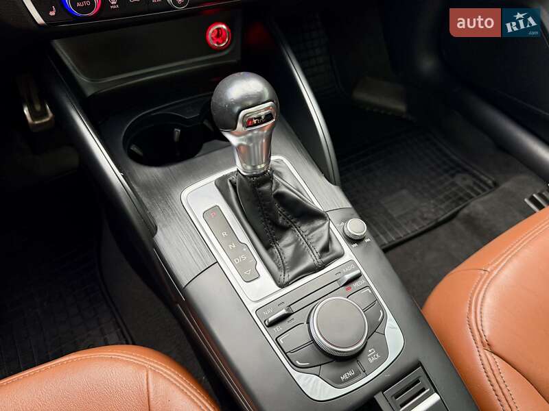 Седан Audi A3 2015 в Харькове