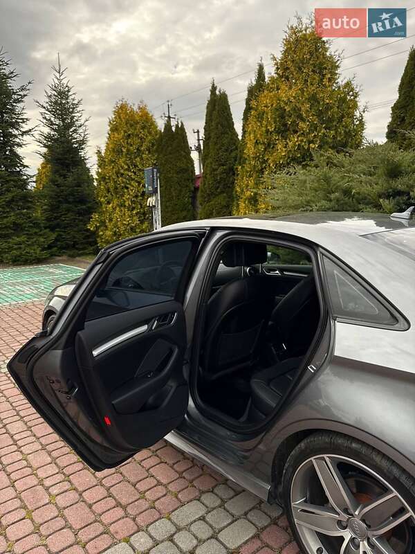 Седан Audi A3 2016 в Львове